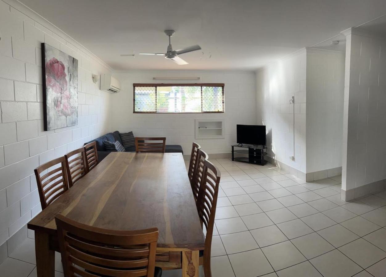 Townsville Holiday Apartments Bagian luar foto