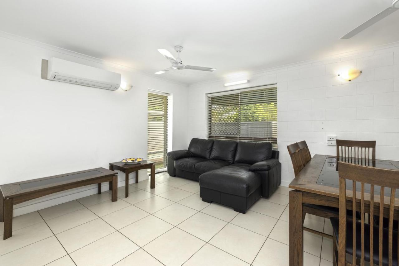 Townsville Holiday Apartments Bagian luar foto