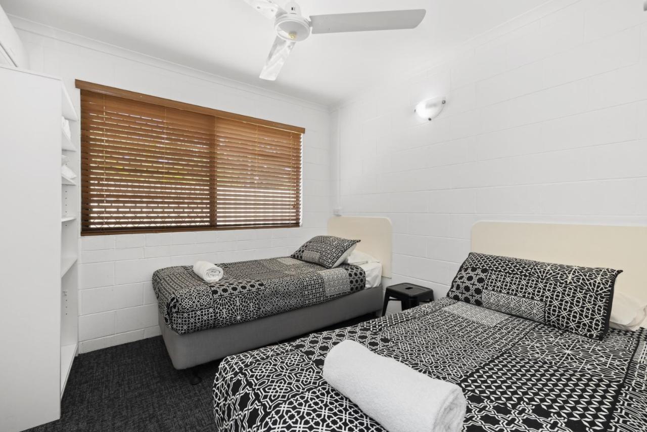 Townsville Holiday Apartments Bagian luar foto