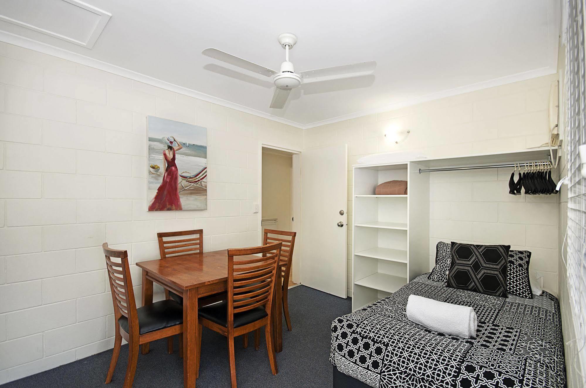 Townsville Holiday Apartments Bagian luar foto