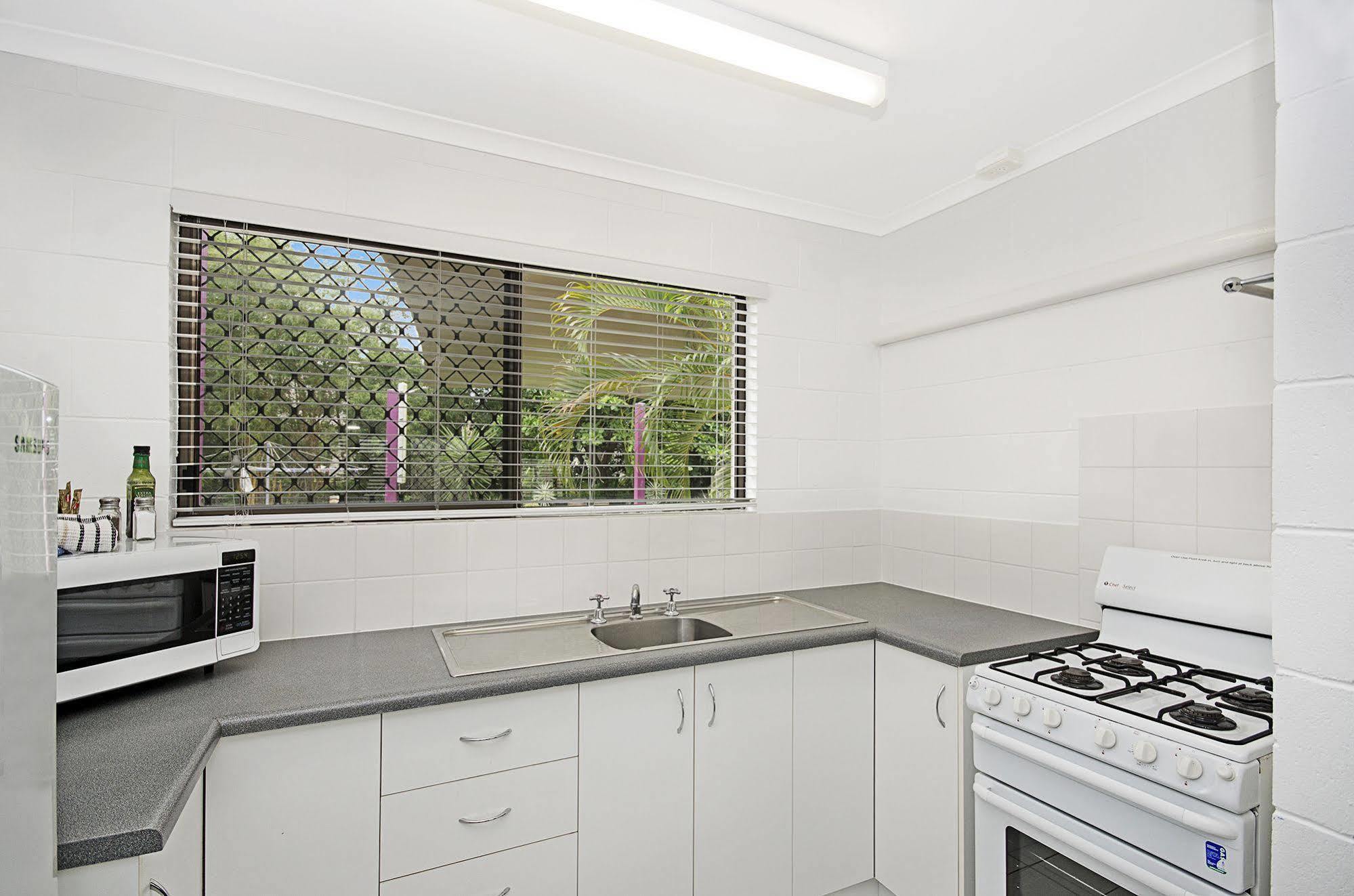 Townsville Holiday Apartments Bagian luar foto