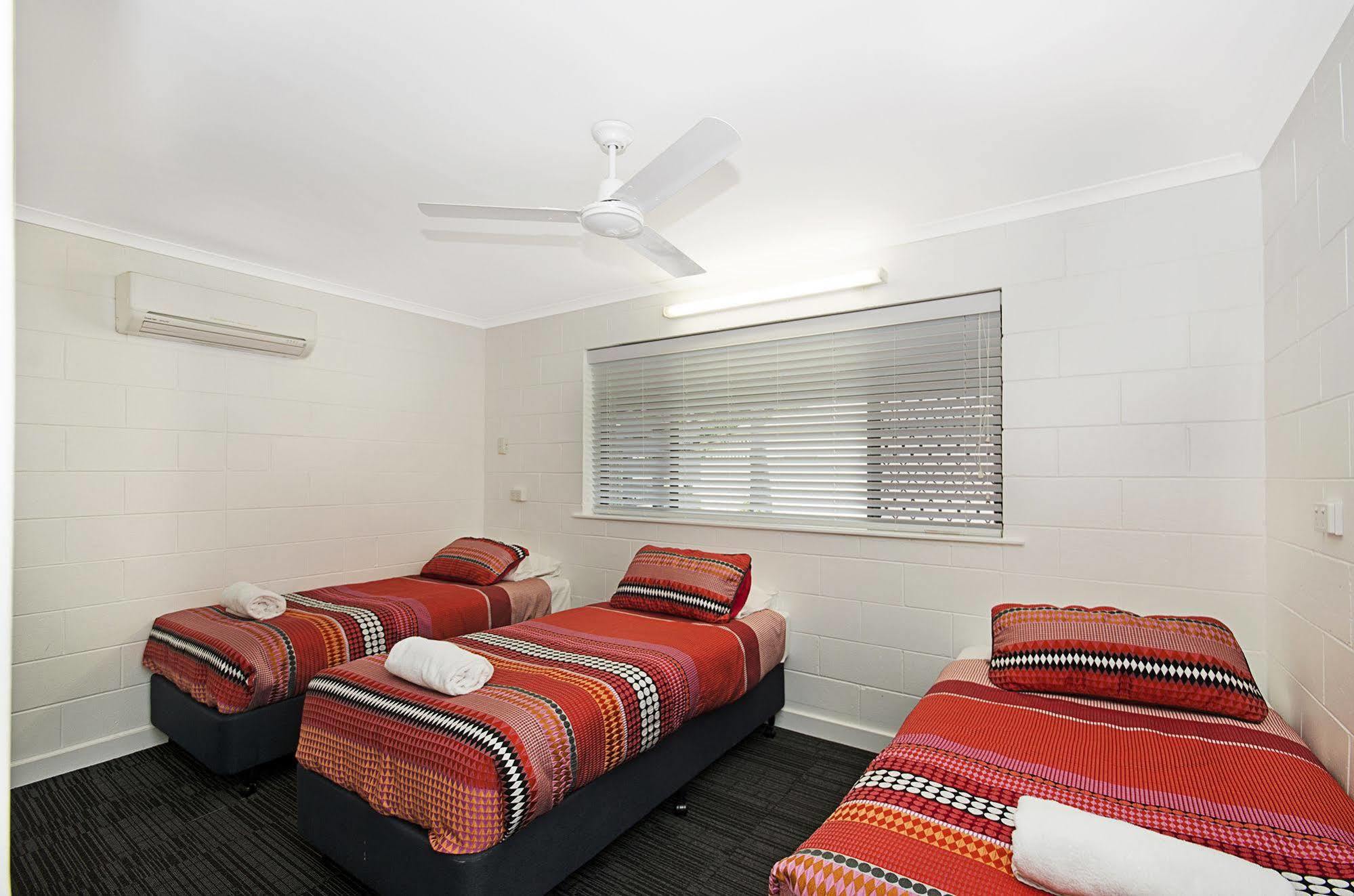 Townsville Holiday Apartments Bagian luar foto